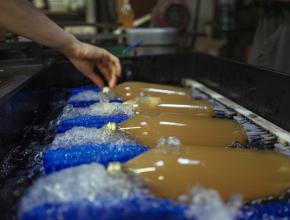 Le refroidissement des jus de fruits.