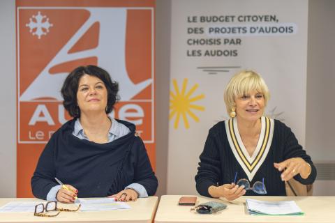 annonce des résultats des votes pour le budget citoyen par Valérie Dumontet et Hélène Sandragné