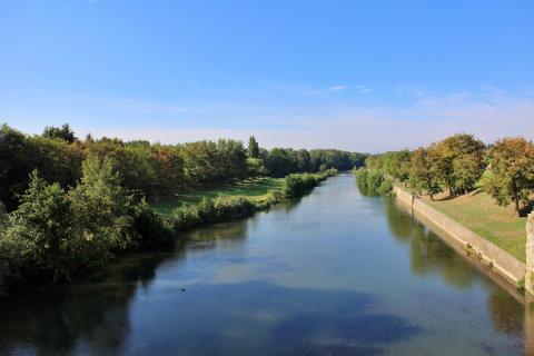 Le fleuve Aude, près de Carcassonne