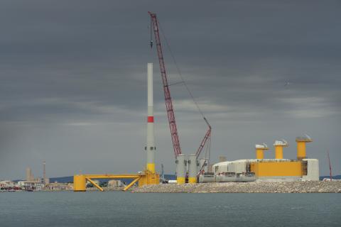 éoliennes flottantes port la nouvelle